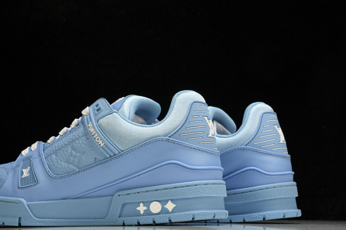 LV SNEAKER LOW 10301