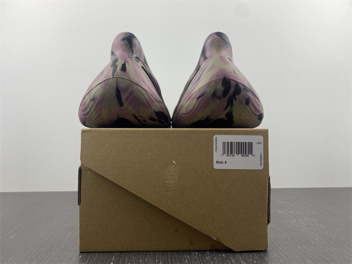 Y**zy foam rnnr “mx cardon" g9562