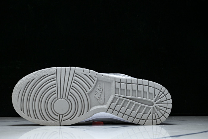 Nike SB Dunk Low Supreme 94 White Metallic Silver  HQ8487-100