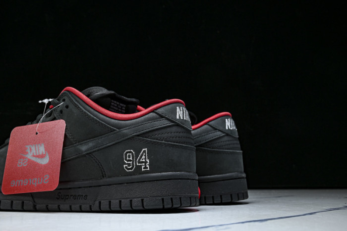 Nike SB Dunk Low  Supreme 94 Black  HQ8487-001