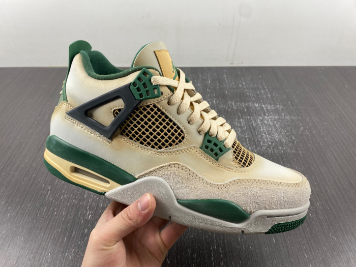 AIR JORDAN 4 RETRO    DC7770-106
