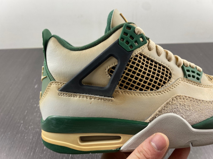 AIR JORDAN 4 RETRO    DC7770-106