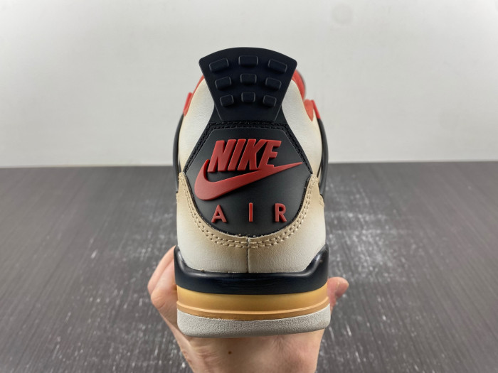 AIR JORDAN 4 RETRO  AQ9129-105