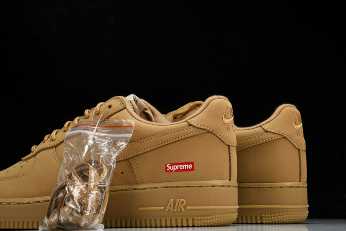 S*p*e x nike air force 1 “flax” dn1555-200