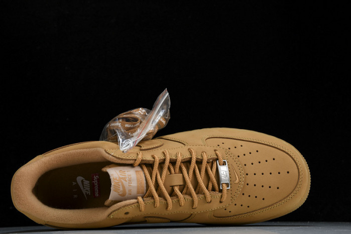 S*p*e x nike air force 1 “flax” dn1555-200