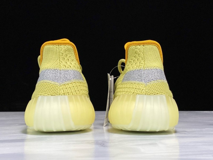 ad*s Y**zy boost 350 v2 marsh fx9034