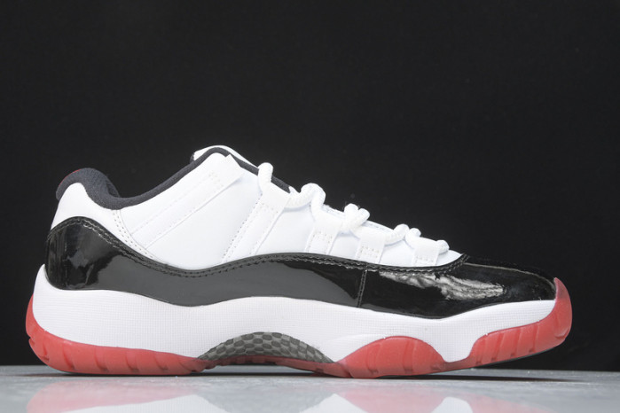 Air Jordan 11 Retro Low Concord Bred AV2187-160
