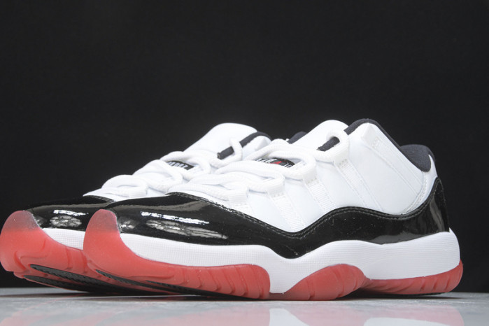 Air Jordan 11 Retro Low Concord Bred AV2187-160