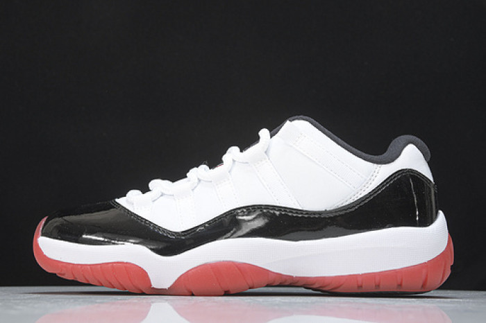 Air Jordan 11 Retro Low Concord Bred AV2187-160