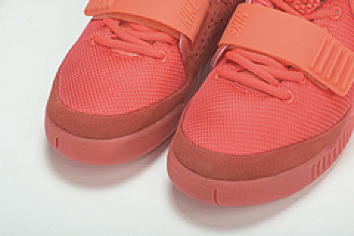 nike air Y**zy 2 “red october” 508214-660