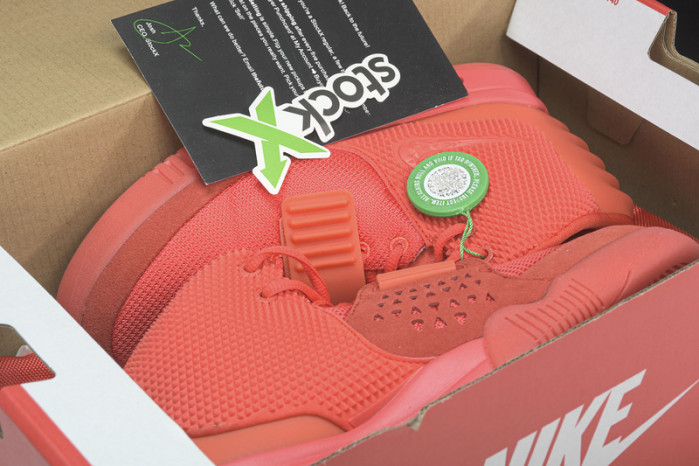 nike air Y**zy 2 “red october” 508214-660