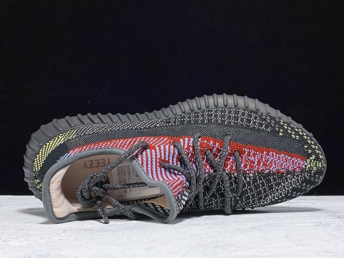 ad*s Y**zy boost 350 v2“ yecheil refelective ” fx4145