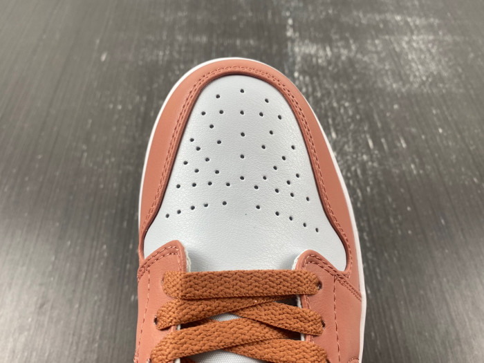 AIR JORDAN 1 LOW DC0774-080