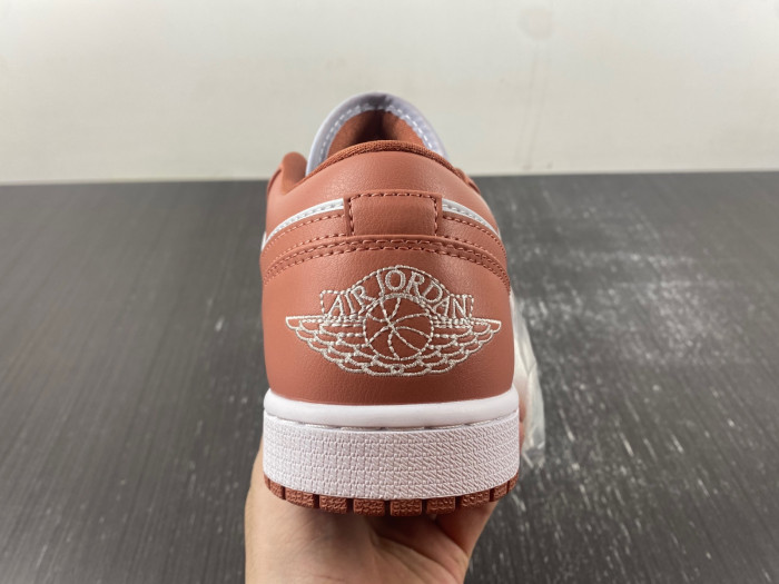 AIR JORDAN 1 LOW DC0774-080