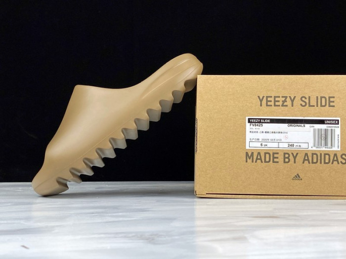 Y**zy slide earth brown fv8425