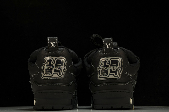LV SNEAKER LOW 121202