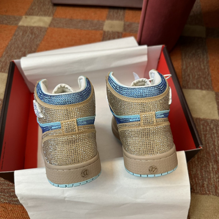 AIR JORDAN 1 RETRO AJ-12