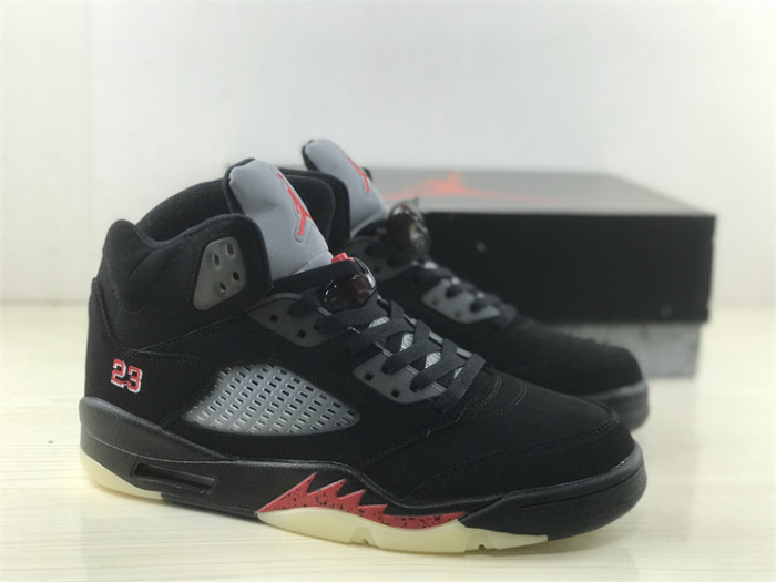 Air Jordan 5 Gore-Tex “Off-Noir” DR0092-001