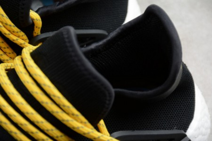 Ad*s pharrell x nmd hu pharrell human species black bb3068