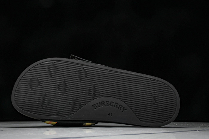BURBERRY Slide