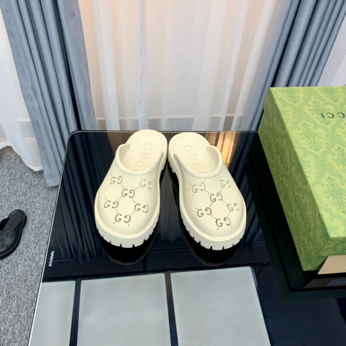 GUCC SLIPPERS
