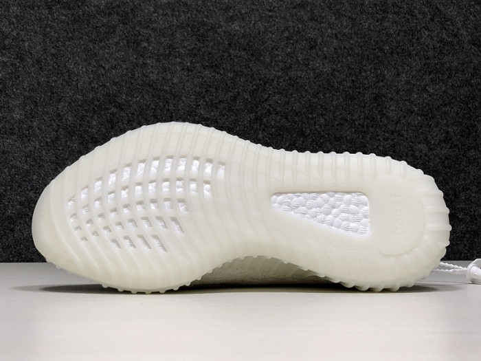 ad*s Y**zy boost 350 v2 eg7962