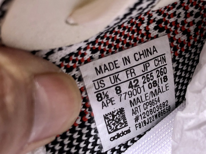 ad*s Y**zy boost 350 v2 zebra black white cp9654