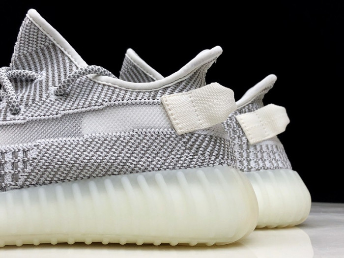 ad*s Y**zy boost 350 v2 static ef2905