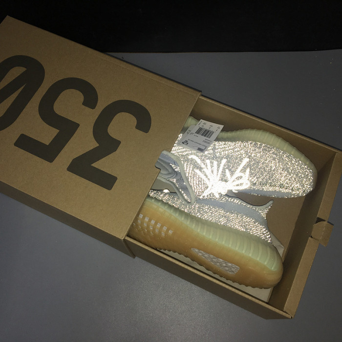 ad*s Y**zy boost 350 v2 tailgate reflective fx4349