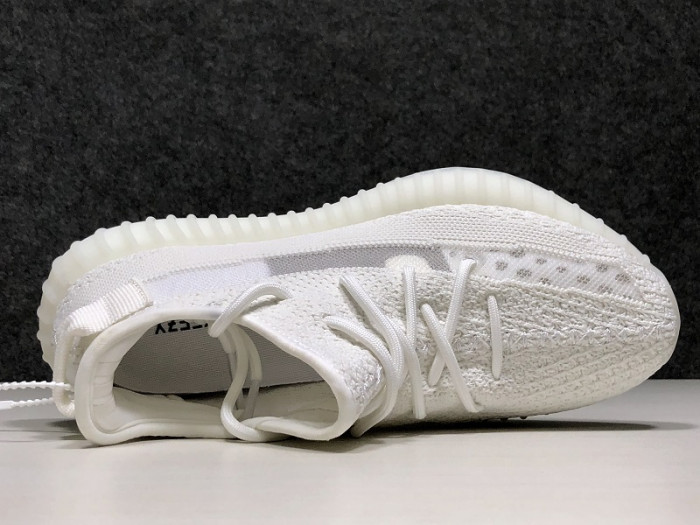 ad*s Y**zy boost 350 v2 eg7962