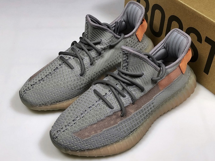 ad*s Y**zy boost 350 v2 "true form"  eg7492