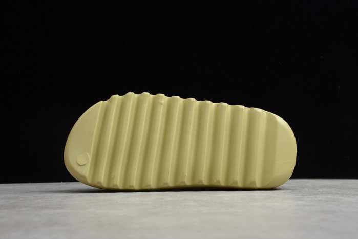 kanye west x ad*s Y**zy slide “resin ”fx0494