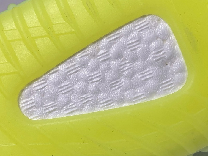 Y**zy boost 350 v2 yeezreel (reflective)  fx4130