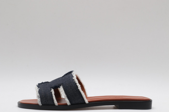 H*RMES  SLIDS   HM-18