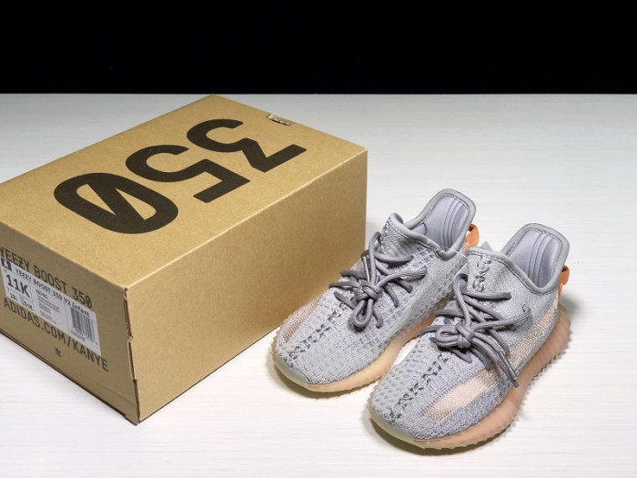 ad*s Y**zy boost 350 v2 trfrm  eg7492 kids