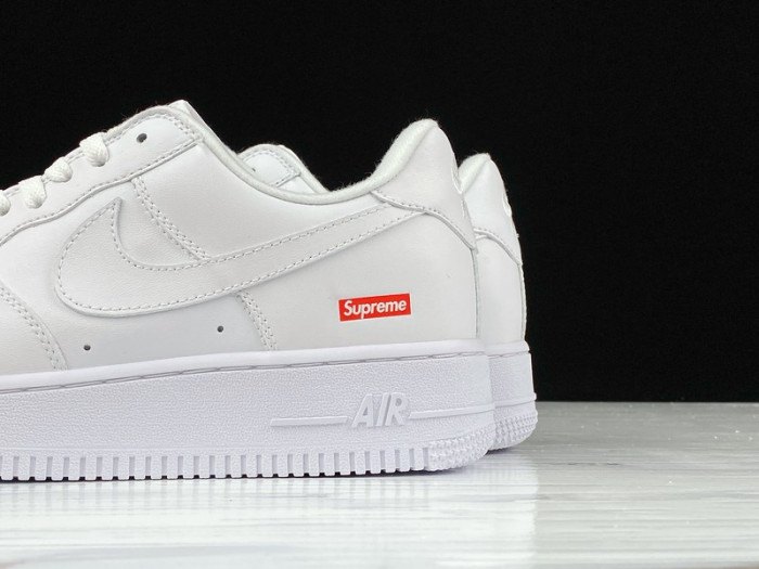 S*p*e x nike air force 1 cu9225-100