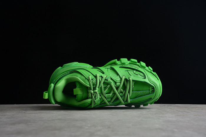 BLCG Track TRAINER Yeeshoes 22040703
