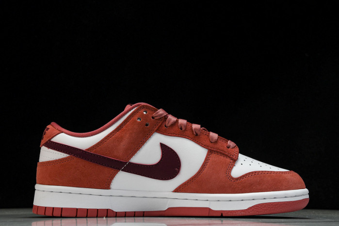 Nike Dunk Low VDAY FQ7056 100