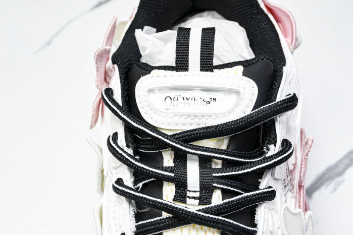 OF C/O  SNEAKER  FOR-032102