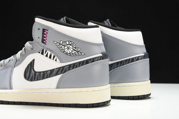 AIR JORDAN 1 Mid 554724-170