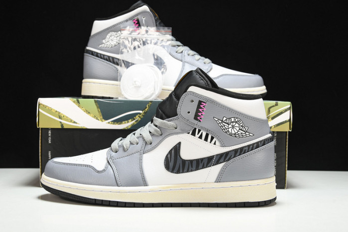 AIR JORDAN 1 Mid 554724-170