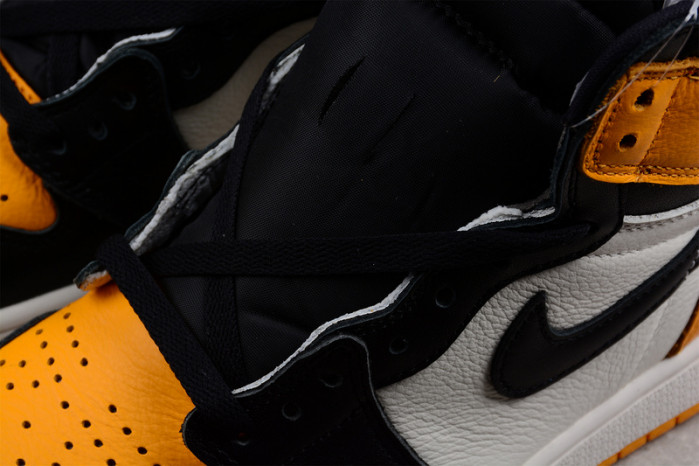 Air Jordan 1 Retro High OG “Yellow Toe” 555088-711