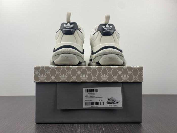 blcg × Ad*s yeeshoes042102
