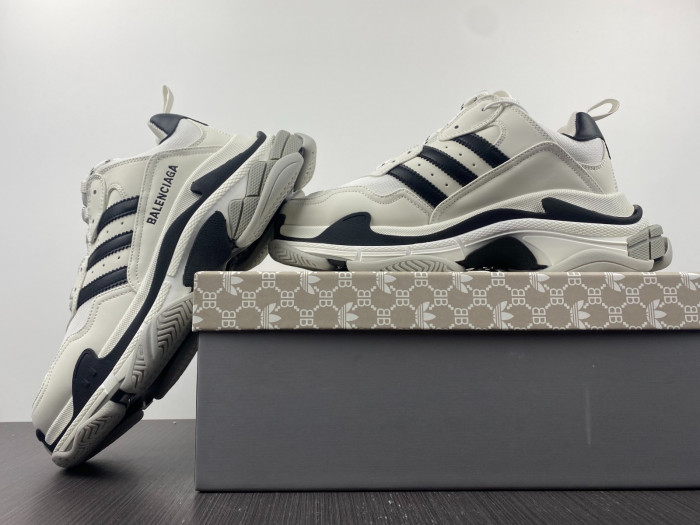 blcg × Ad*s yeeshoes042102