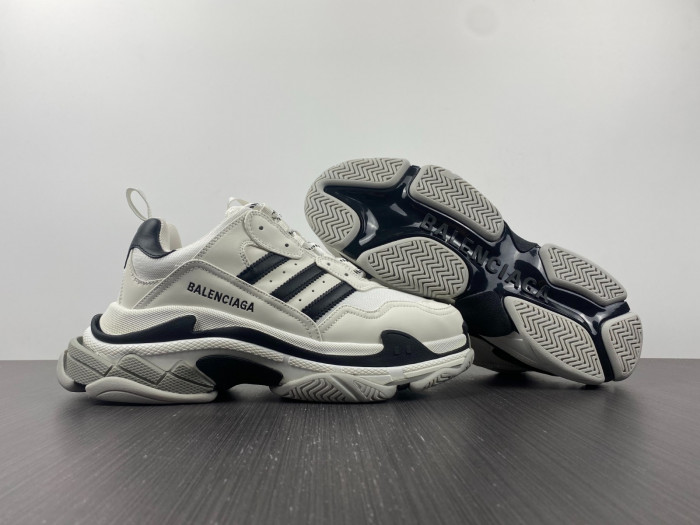 blcg × Ad*s yeeshoes042102