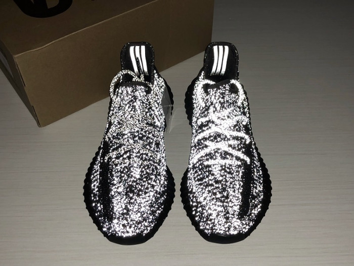 ad*s Y**zy boost 350 v2 