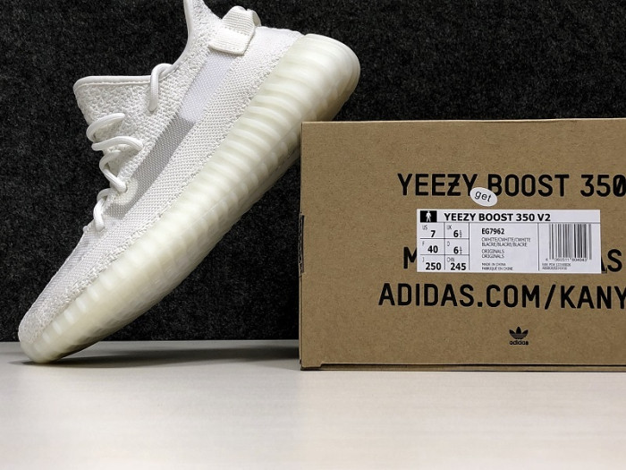 ad*s Y**zy boost 350 v2 eg7962
