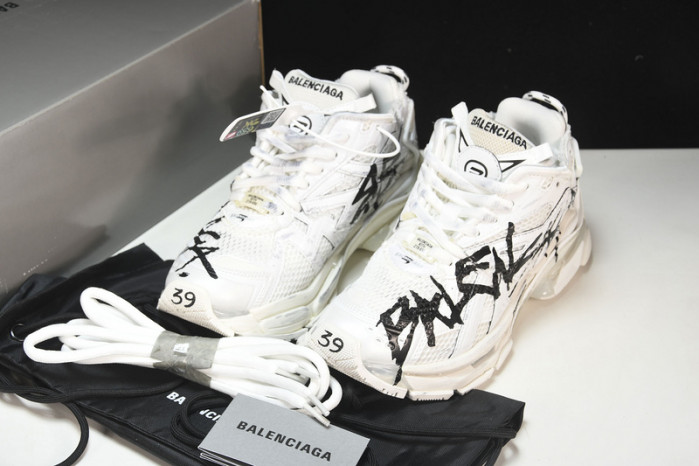 BLCG RUNNER GRAFFITI  W3RBQ-9010