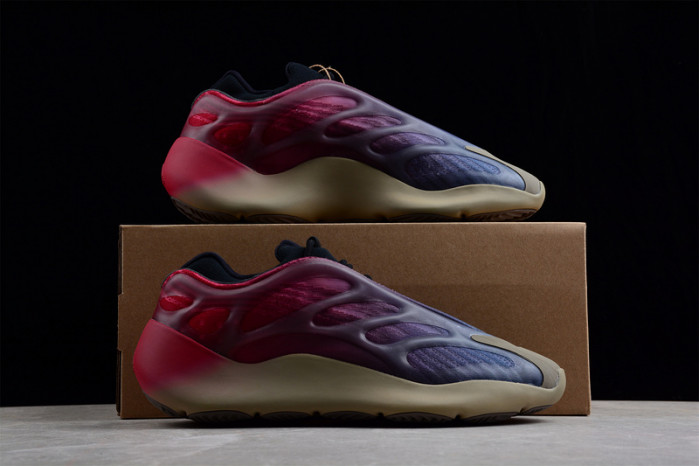 ad*s Y**zy 700 v3  “fade carbon” gw1814