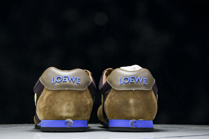 L*0ewe Ballet Runner  LW-FOR12